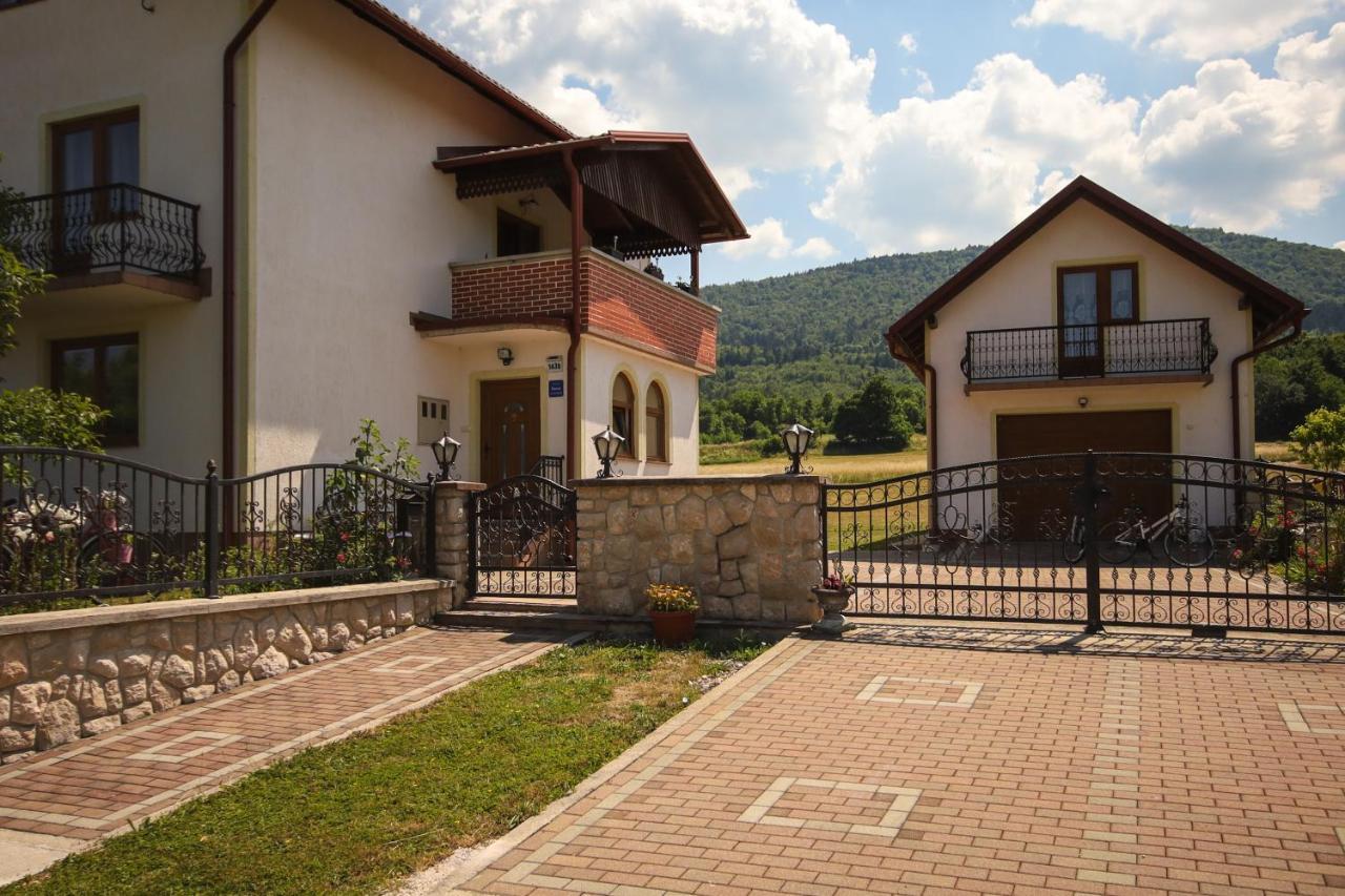 Apartman Lucija & Luka Otocac Exterior photo