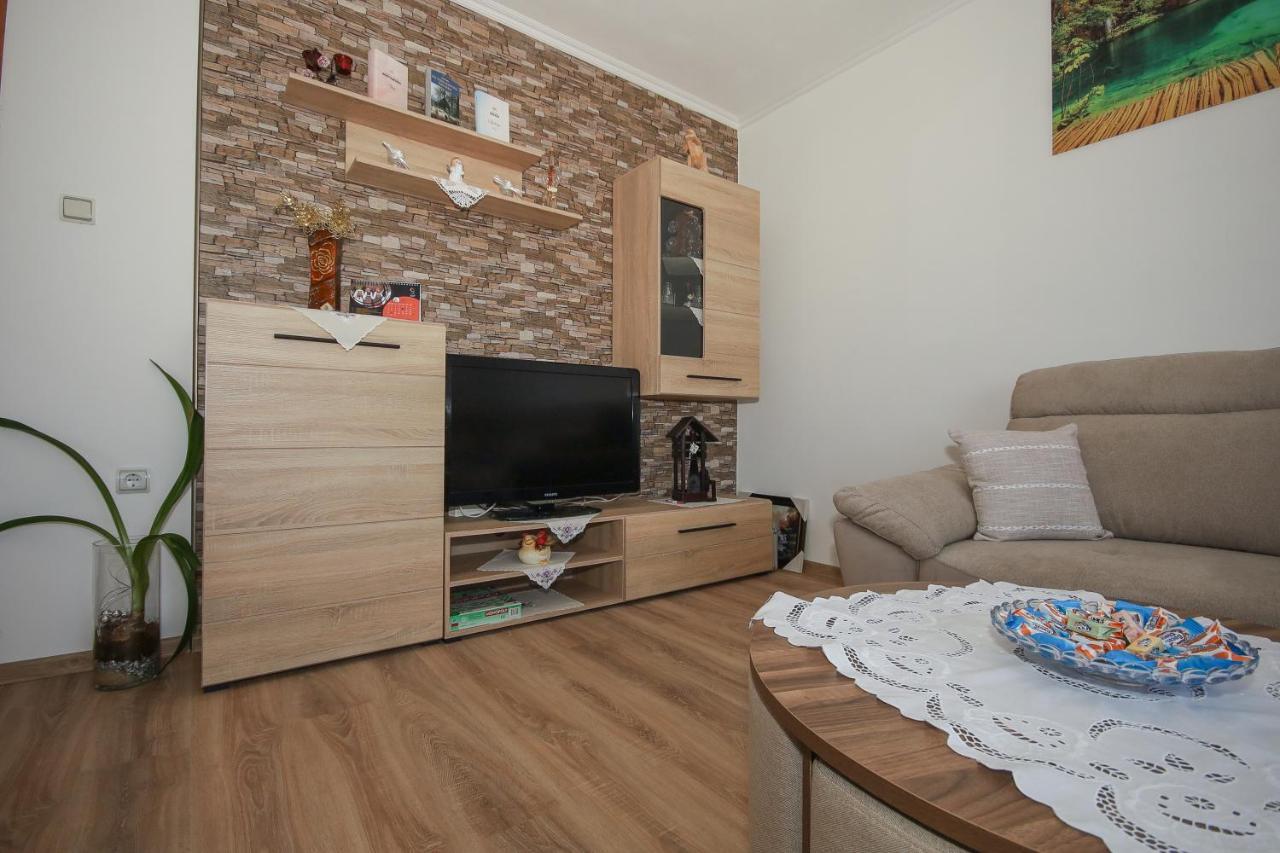 Apartman Lucija & Luka Otocac Exterior photo